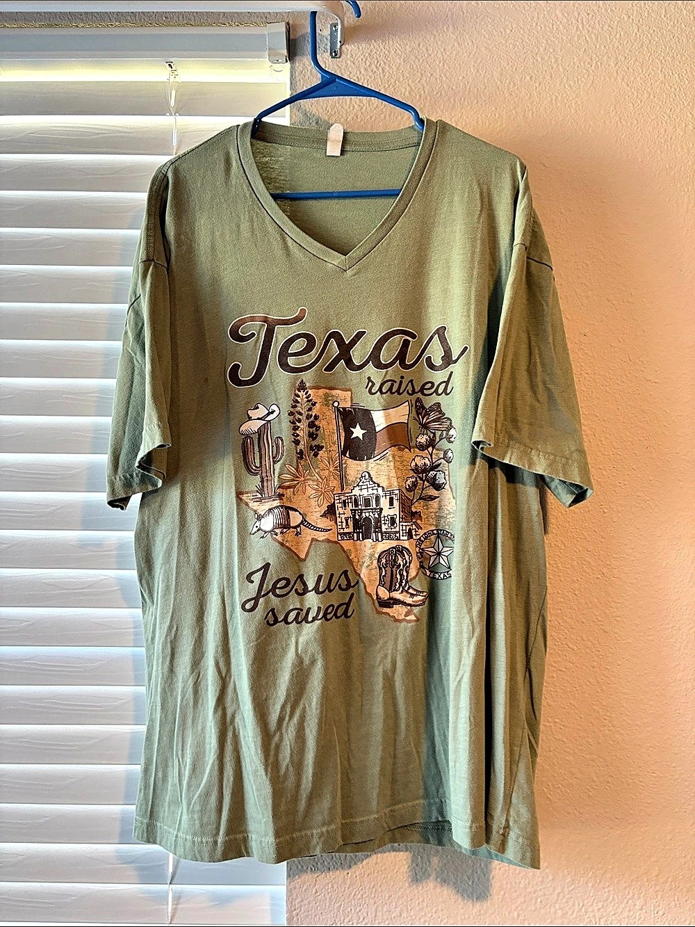 Love & Liberty Texas Graphic Tee Green Size 2X